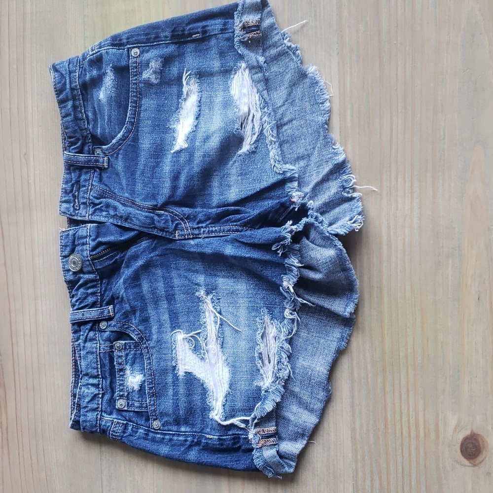American Eagle distress jeans short